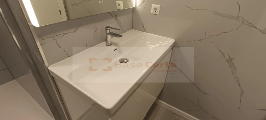 Apartamento T2 para Venda em Oeiras e São Julião da Barra, Paço de Arcos e Caxias Foto 27