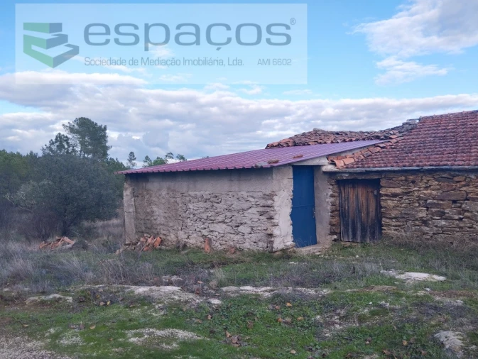 Terreno para Venda em Santo Andre das Tojeiras Foto 1