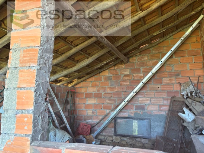 Terreno para Venda em Escalos de Baixo e Mata Foto 13