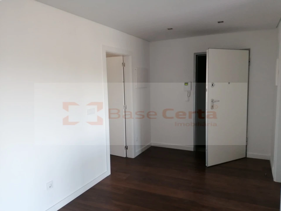 Apartamento T3 para Venda em Vialonga Foto 26