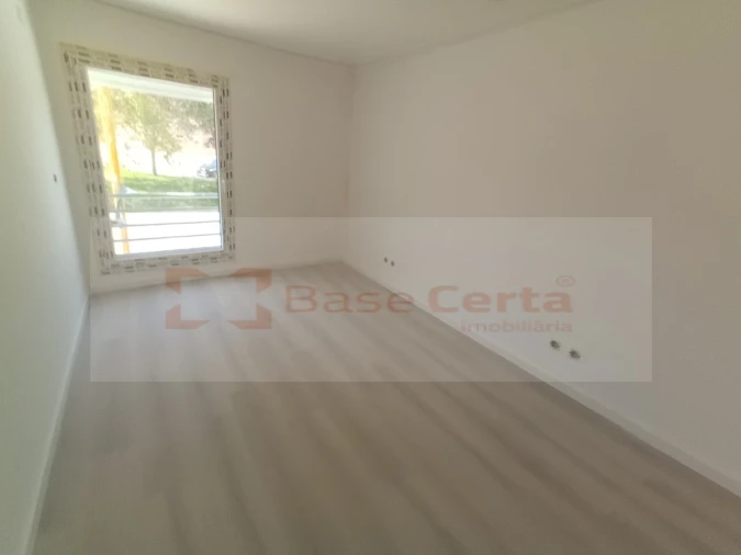 Apartamento T3 para Venda em Vialonga Foto 14