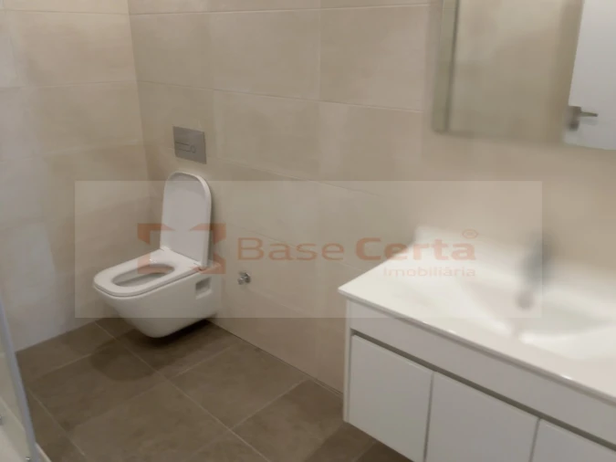 Apartamento T3 para Venda em Vialonga Foto 18