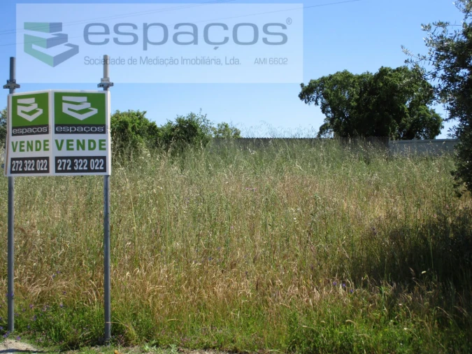 Terreno para Venda em Escalos de Cima e Lousa