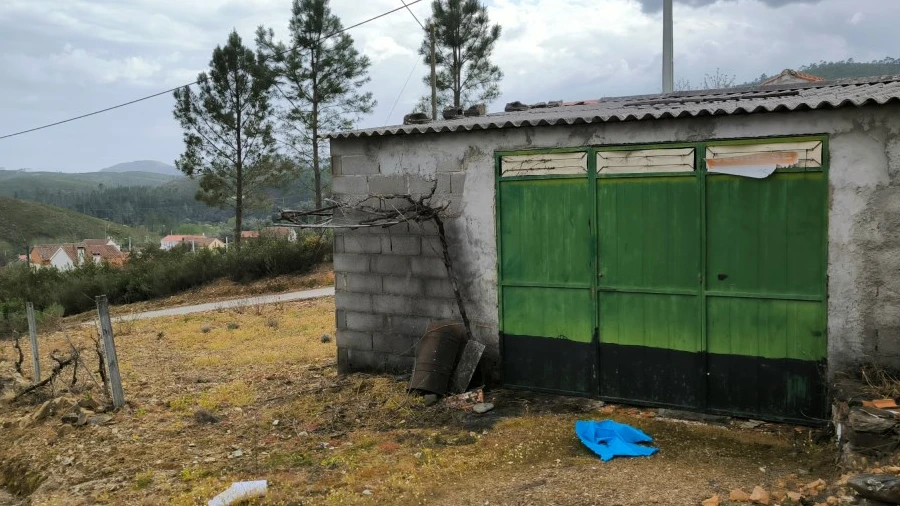 Armazém para Venda em Sobreira Formosa e Alvito da Beira