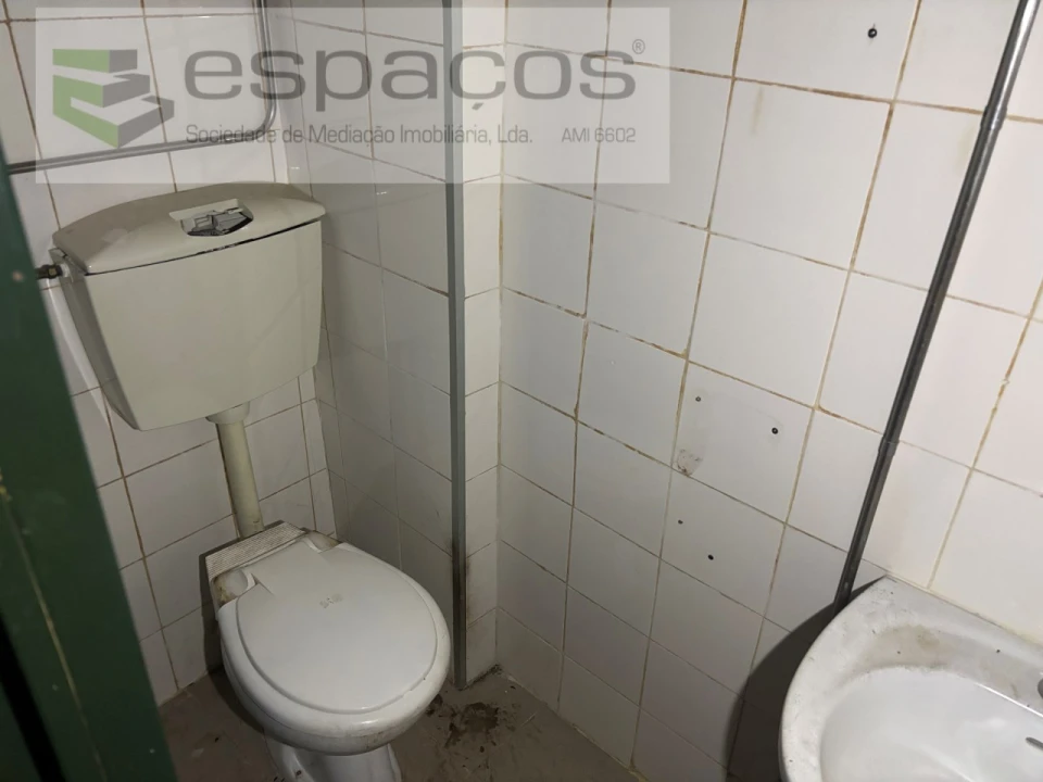 Armazém para Venda em Castelo Branco Foto 10