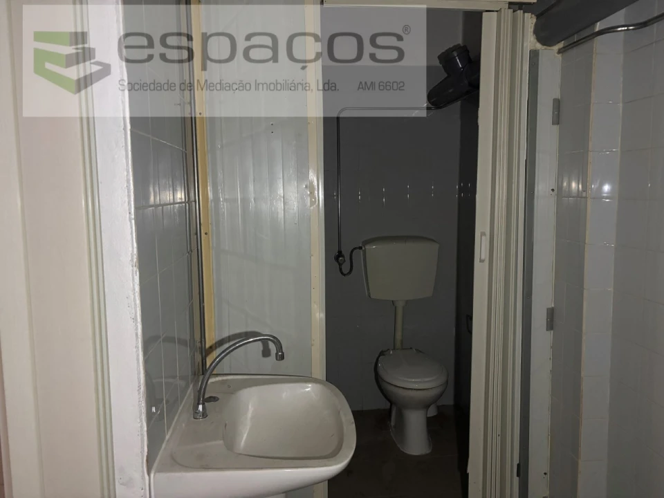 Armazém para Venda em Castelo Branco Foto 11