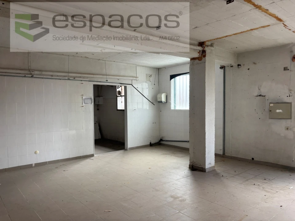 Armazém para Venda em Castelo Branco Foto 8