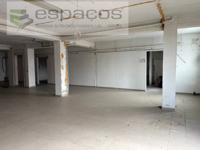 Armazém para Venda em Castelo Branco Foto 6
