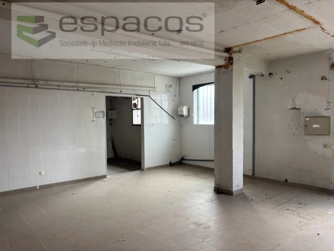 Armazém para Venda em Castelo Branco Foto 8