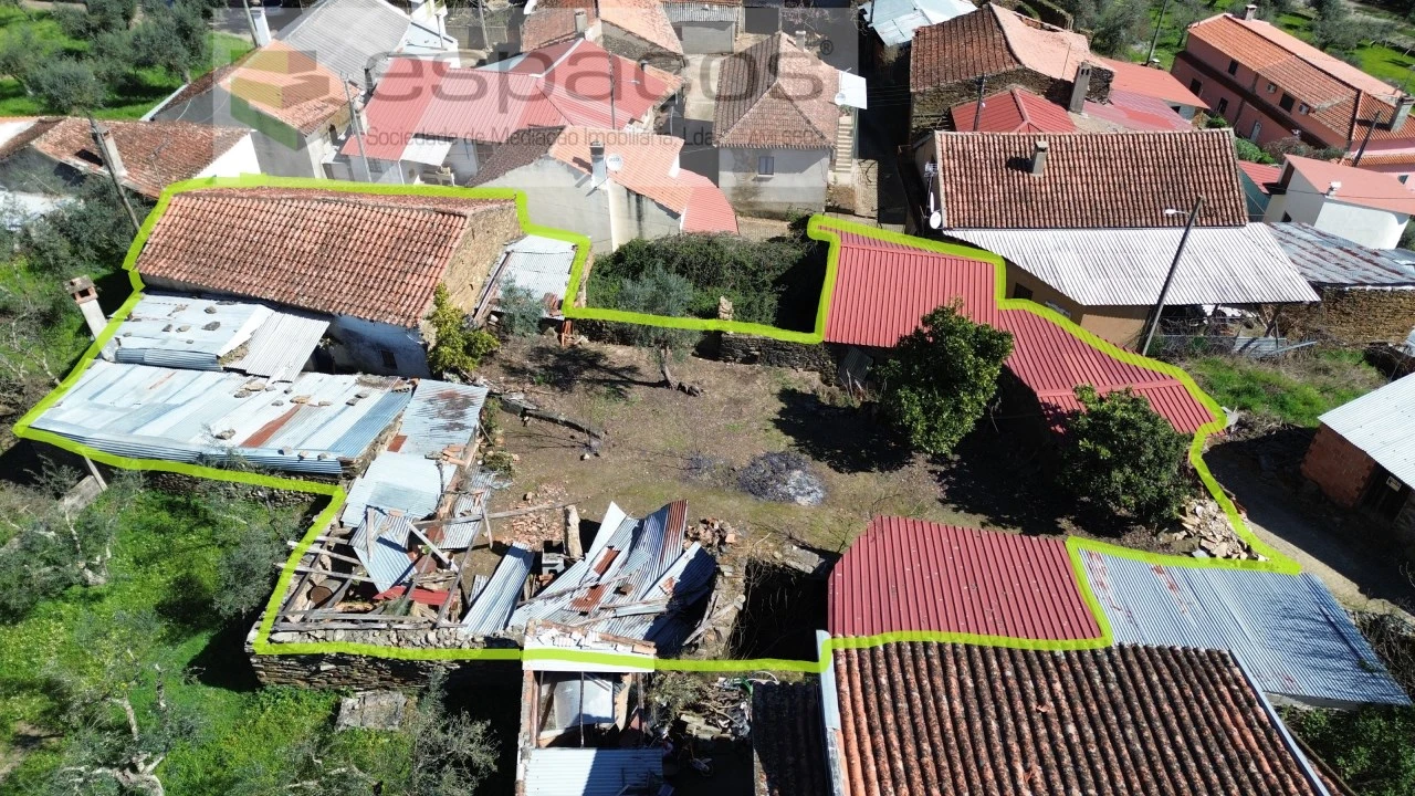 Moradia T2 para Venda em São Vicente da Beira Foto 16