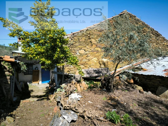 Moradia T2 para Venda em São Vicente da Beira Foto 3