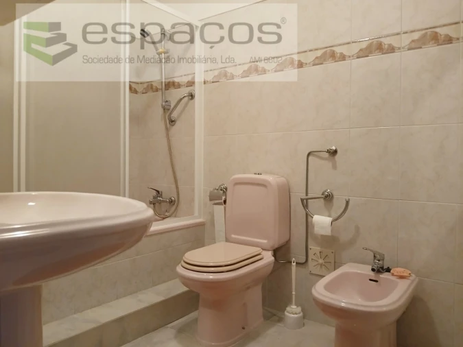 Apartamento para Venda em Castelo Branco Foto 13