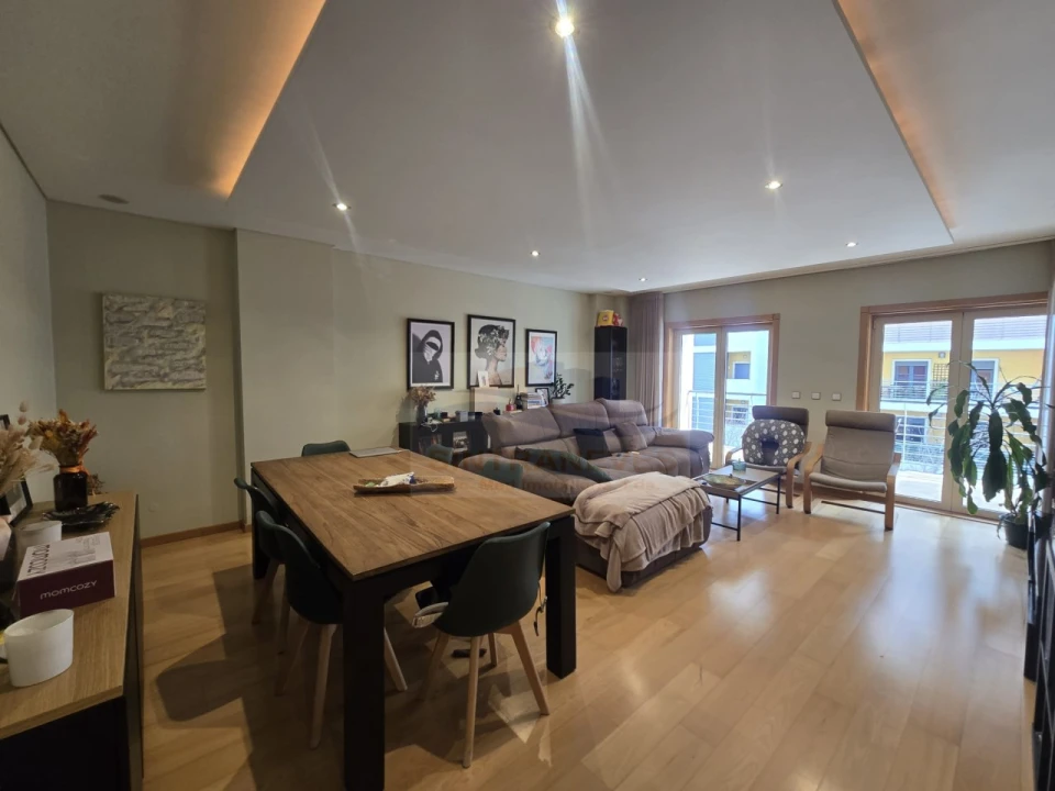 Apartamento T2 para Venda em Mina de Água Foto 9