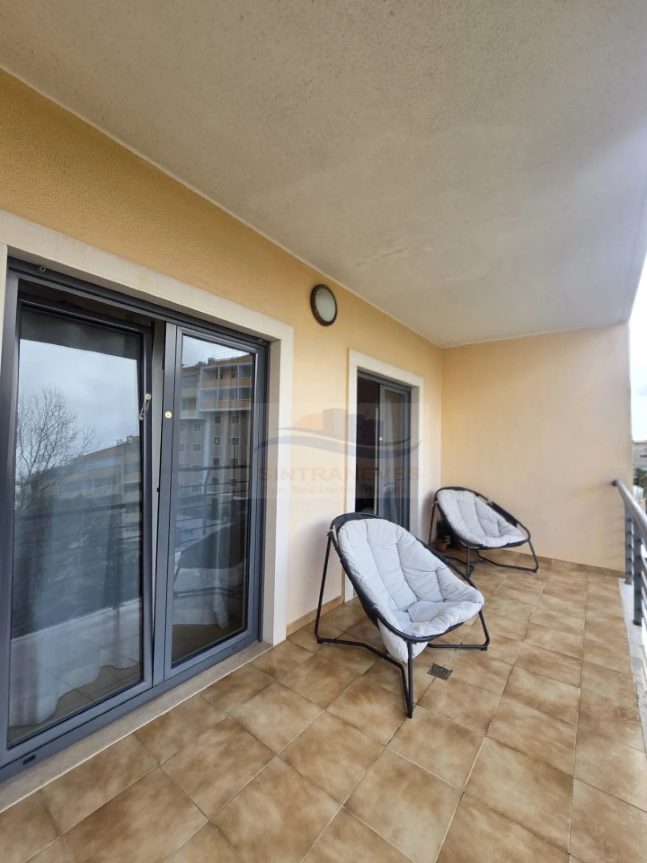 Apartamento T2 para Venda em Mina de Água Foto 3