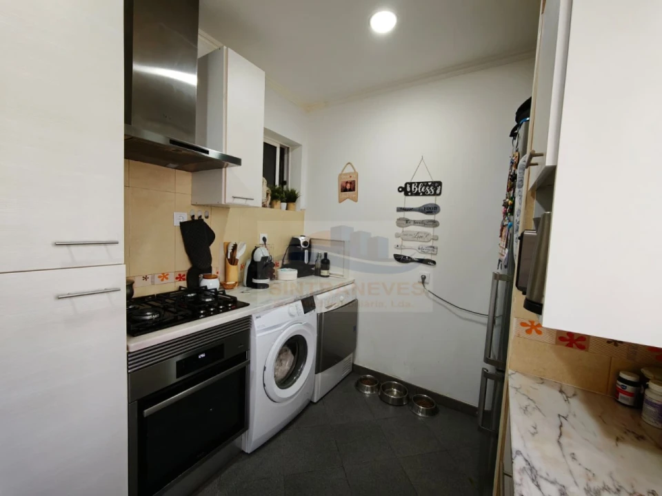 Apartamento T2 para Venda em Agualva e Mira-Sintra Foto 2