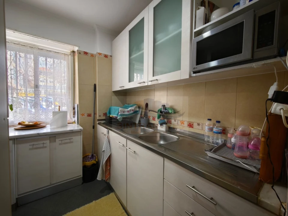 Apartamento T2 para Venda em Agualva e Mira-Sintra Foto 6