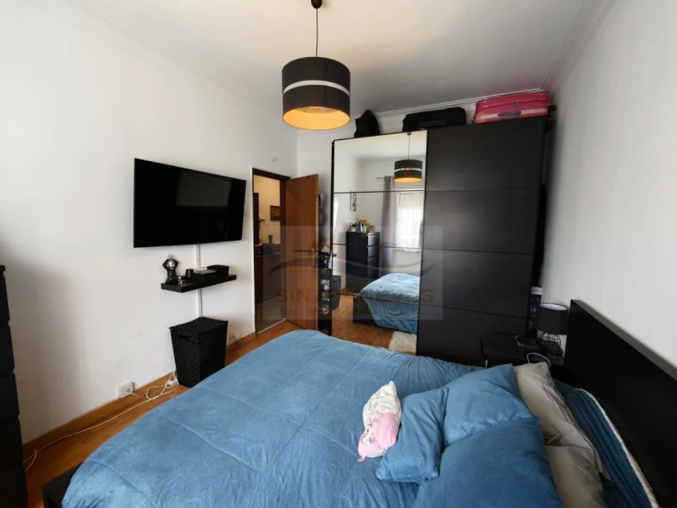 Apartamento T2 para Venda em Agualva e Mira-Sintra Foto 13