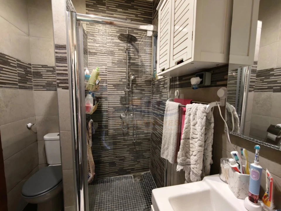 Apartamento T2 para Venda em Agualva e Mira-Sintra Foto 14