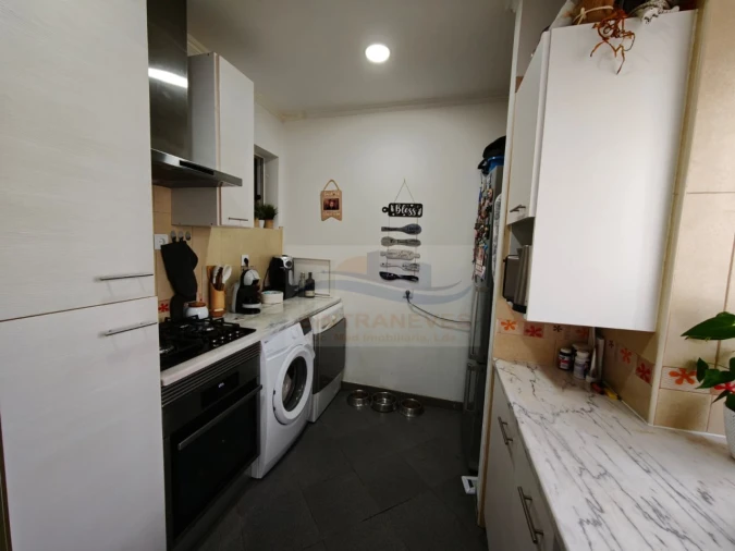 Apartamento T2 para Venda em Agualva e Mira-Sintra Foto 5