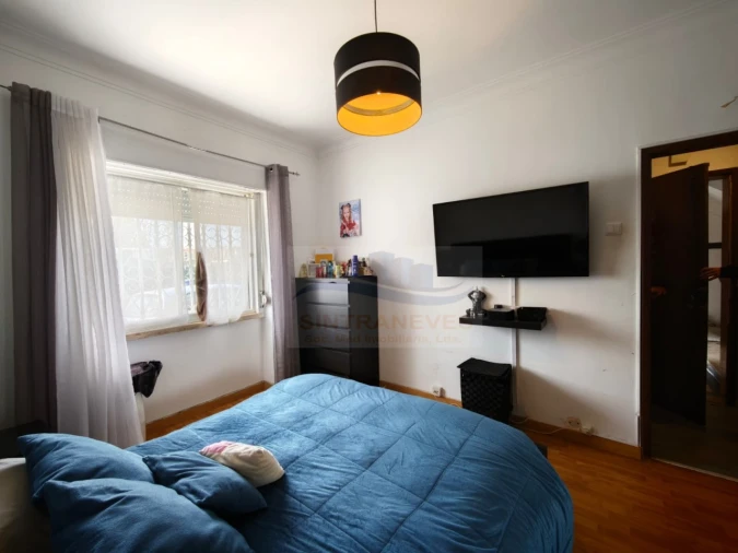 Apartamento T2 para Venda em Agualva e Mira-Sintra Foto 12