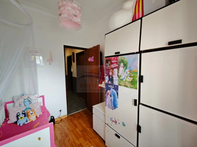 Apartamento T2 para Venda em Agualva e Mira-Sintra Foto 16