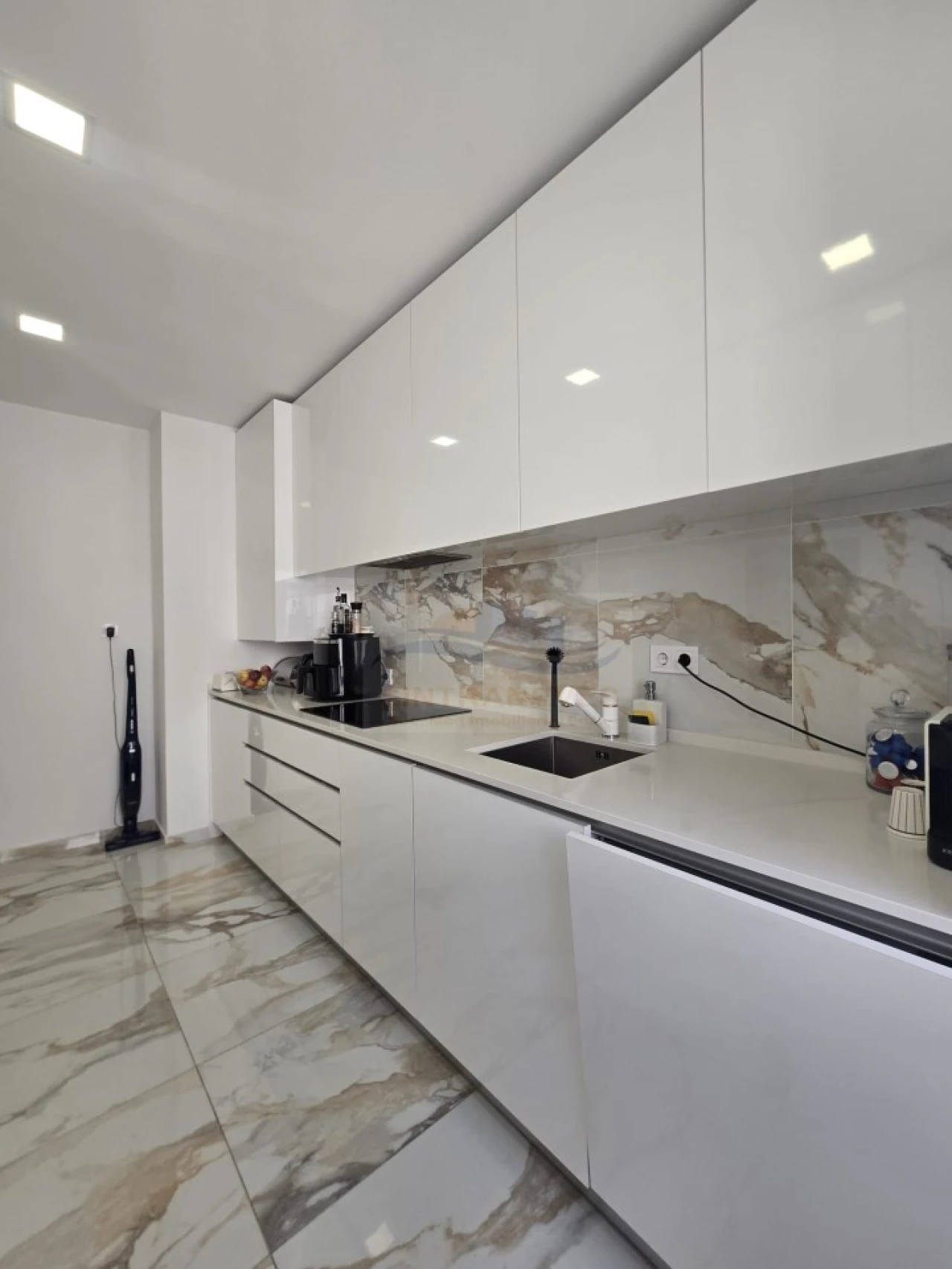 Apartamento T2 para Venda em Mina de Água Foto 3