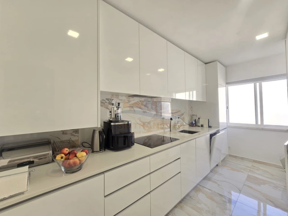 Apartamento T2 para Venda em Mina de Água Foto 1