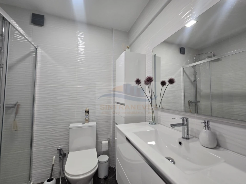 Apartamento T2 para Venda em Mina de Água Foto 11