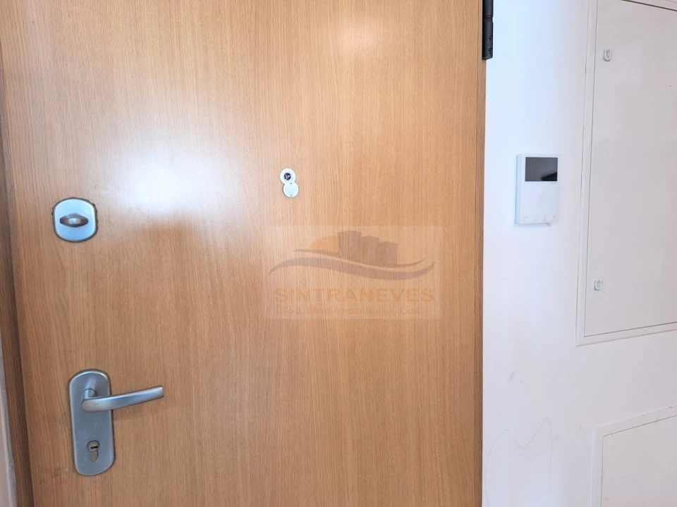 Apartamento T2 para Venda em Venteira Foto 10