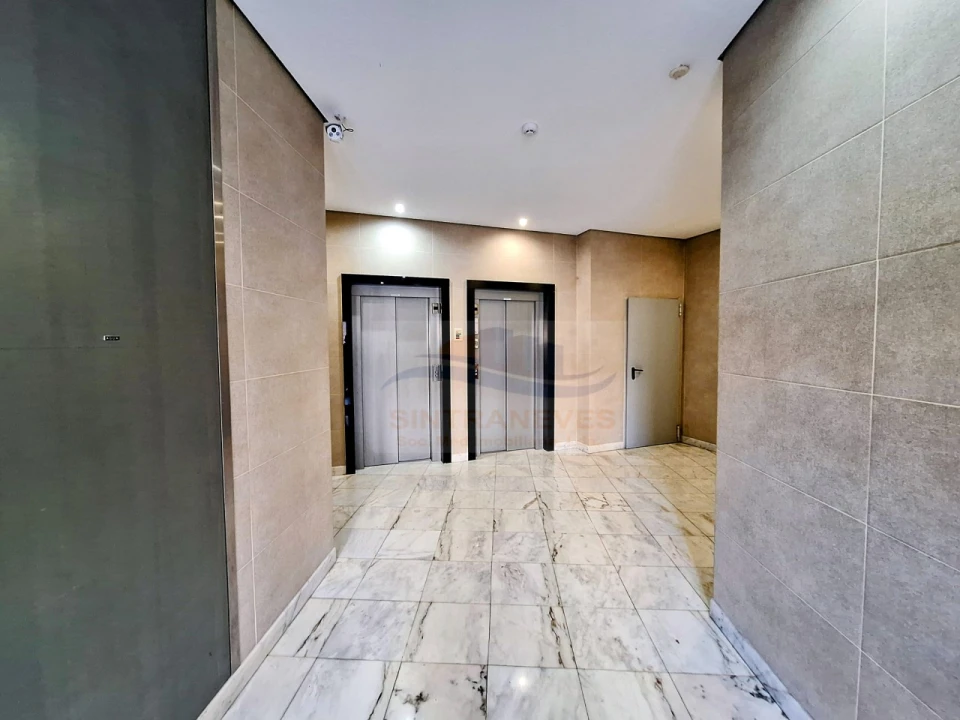 Apartamento T2 para Venda em Venteira Foto 20