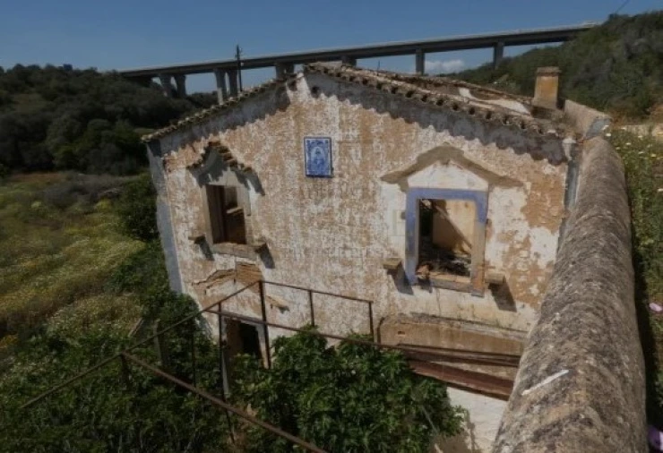 Terreno para Venda em Alcantarilha e Pêra Foto 1