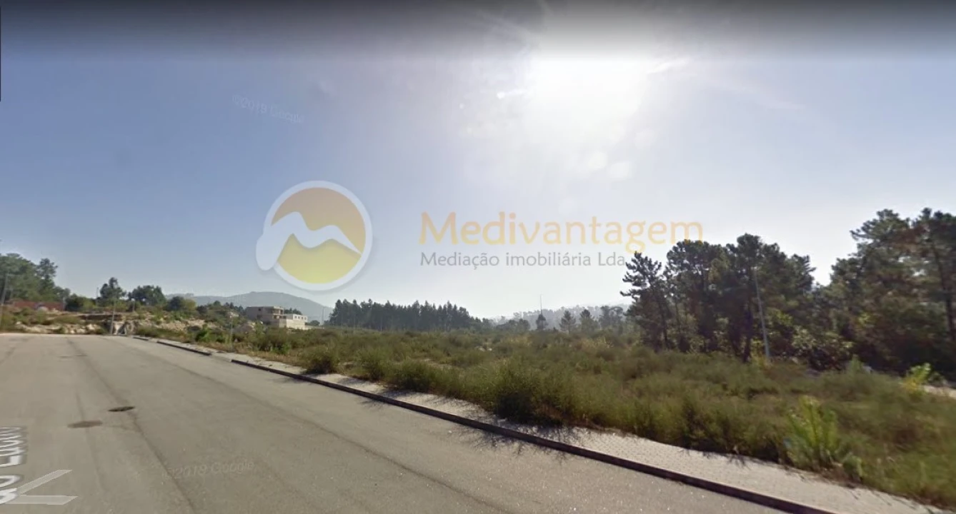 Terreno para Venda em Monsul Foto 1