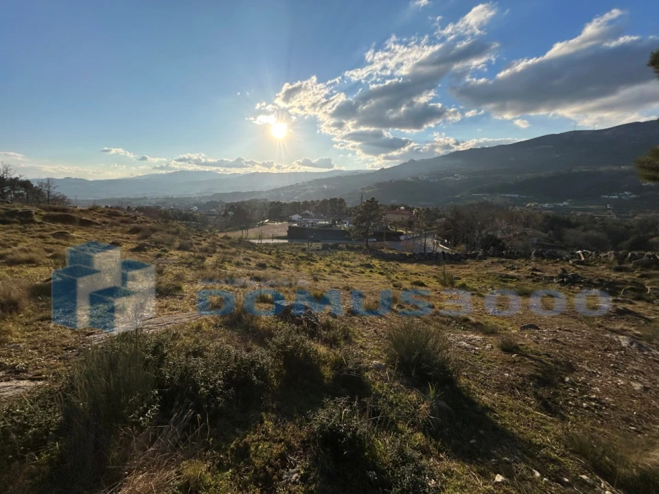 Terreno para Venda em Adoufe e Vilarinho de Samardã Foto 6