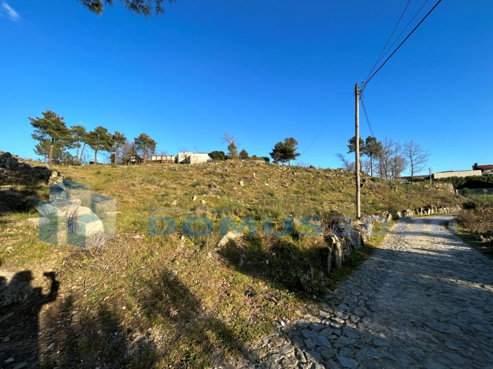 Terreno para Venda em Adoufe e Vilarinho de Samardã Foto 21