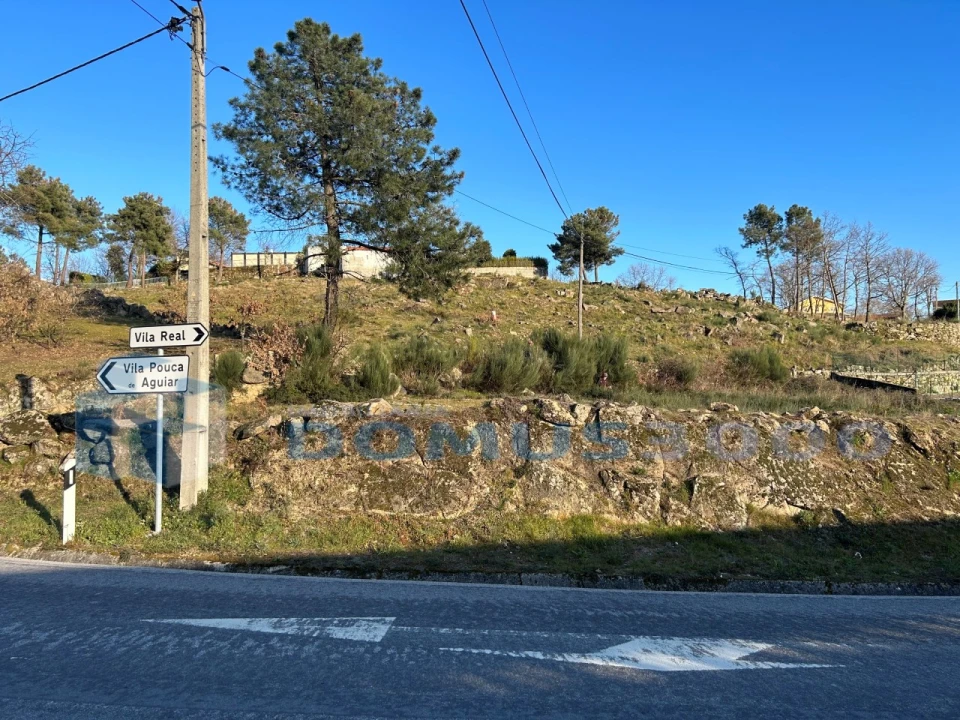 Terreno para Venda em Adoufe e Vilarinho de Samardã Foto 23