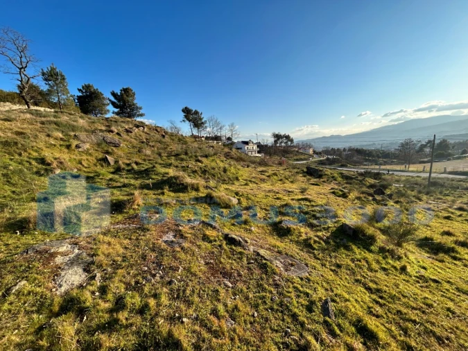 Terreno para Venda em Adoufe e Vilarinho de Samardã Foto 14