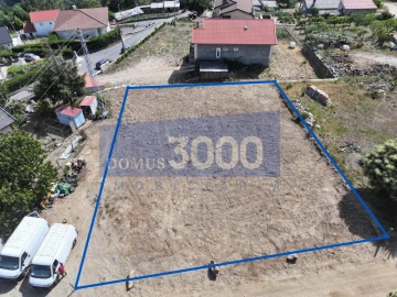 Terreno para Venda em Torgueda