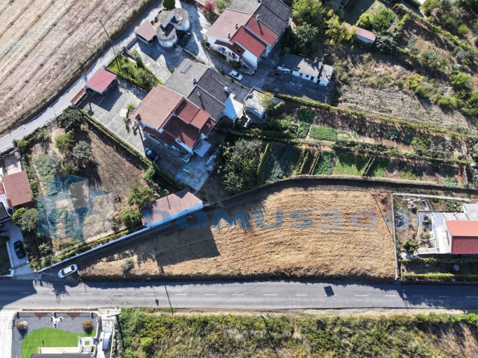 Terreno para Venda em Folhadela Foto 4