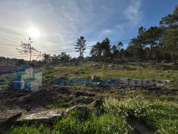 Terreno para Venda em Mouçós e Lamares
