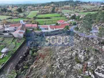 Terreno para Venda em Mouçós e Lamares