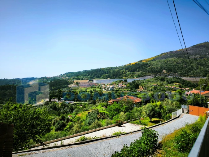 Terreno para Venda em Ansiães Foto 7