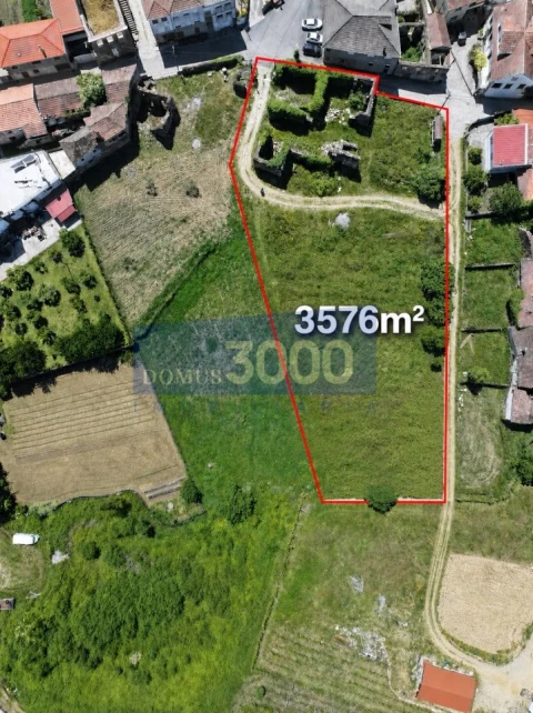 Terreno para Venda em Folhadela