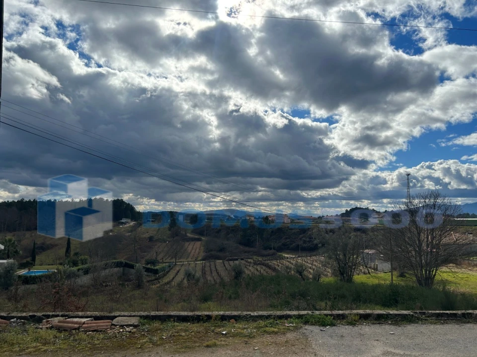 Terreno para Venda em Constantim e Vale de Nogueiras Foto 5