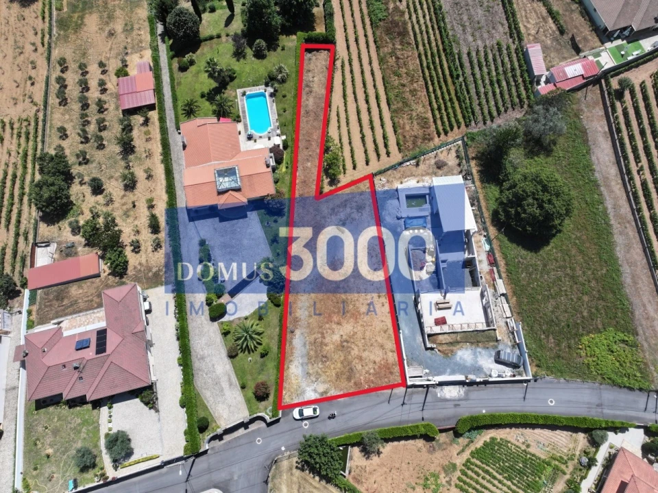 Terreno para Venda em Constantim e Vale de Nogueiras Foto 1