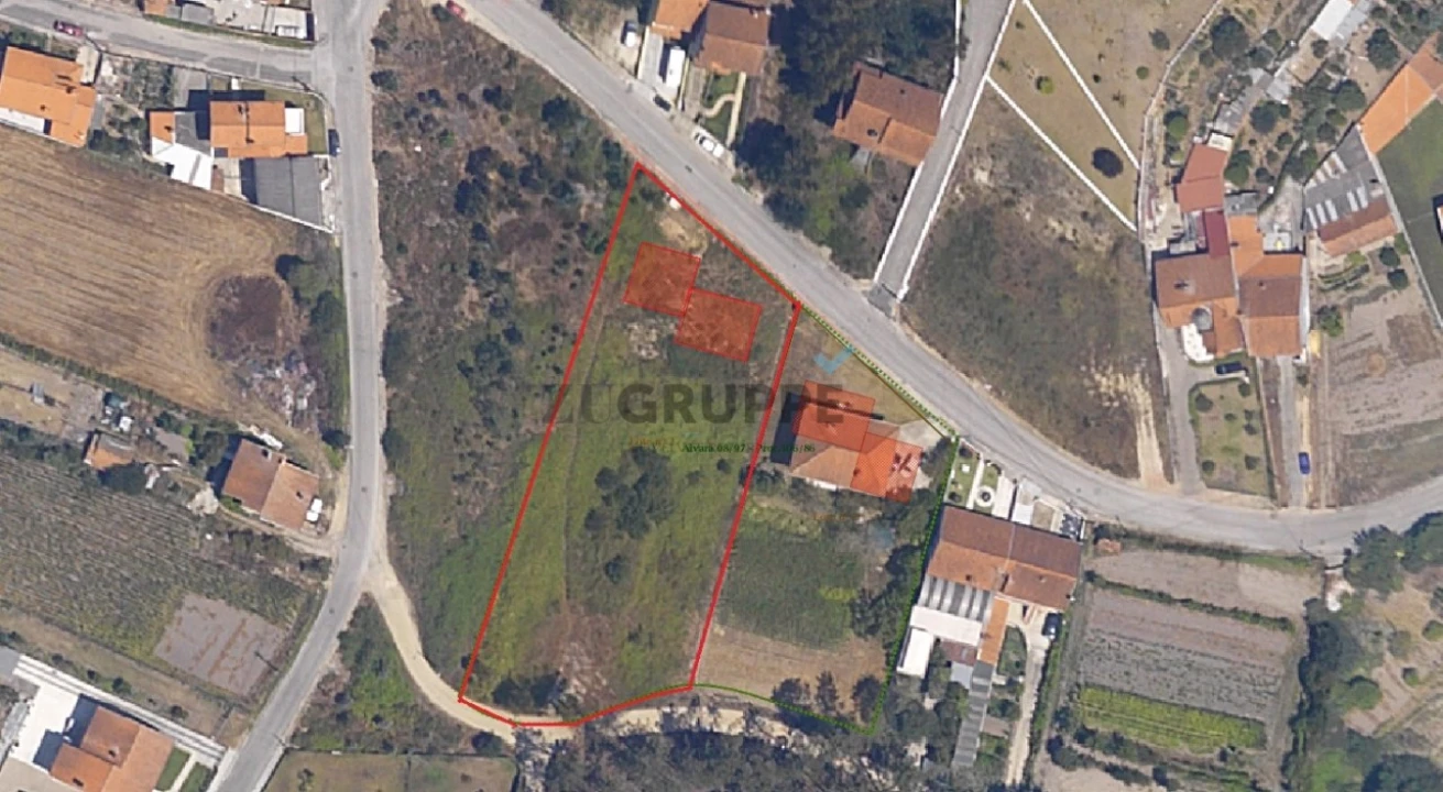 Terreno para Venda em Eixo e Eirol Foto 3