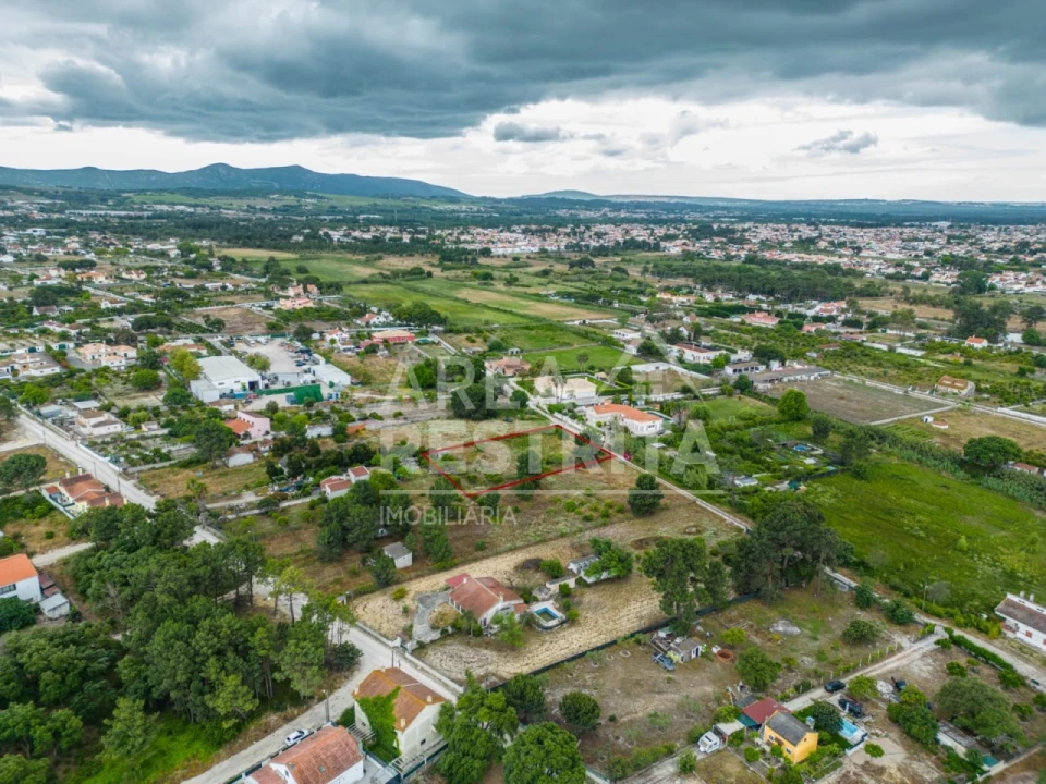 Terreno para Venda em Azeitão (São Lourenço e São Simão) Foto 1