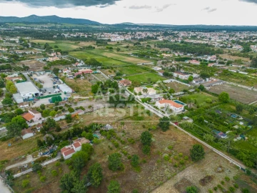 Terreno para Venda em Azeitão (São Lourenço e São Simão)