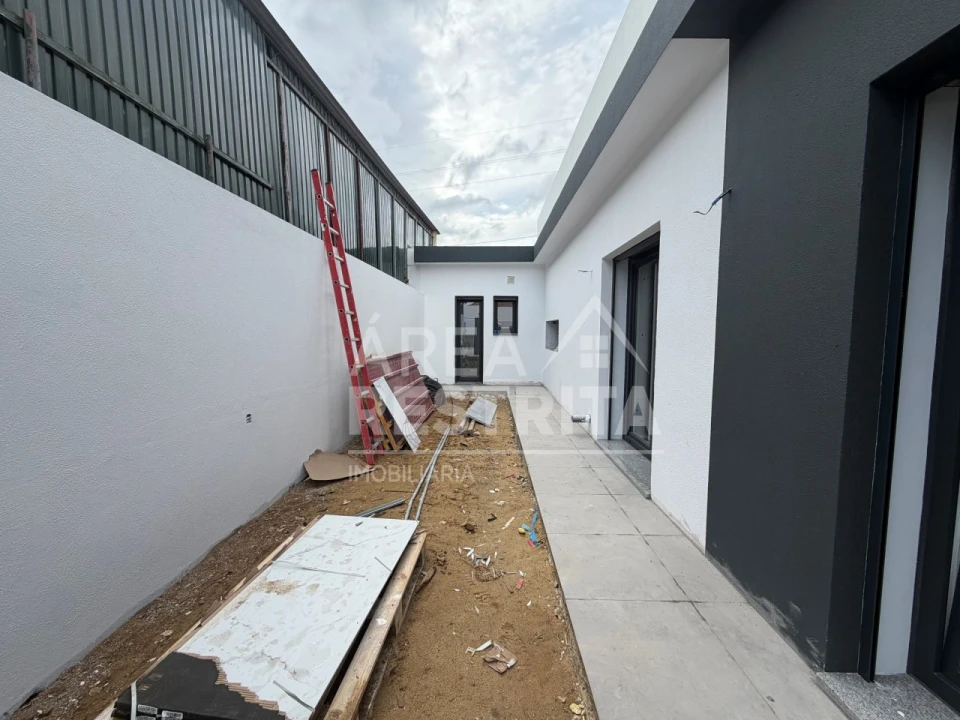 Moradia T3 para Venda em Fernao Ferro Foto 4