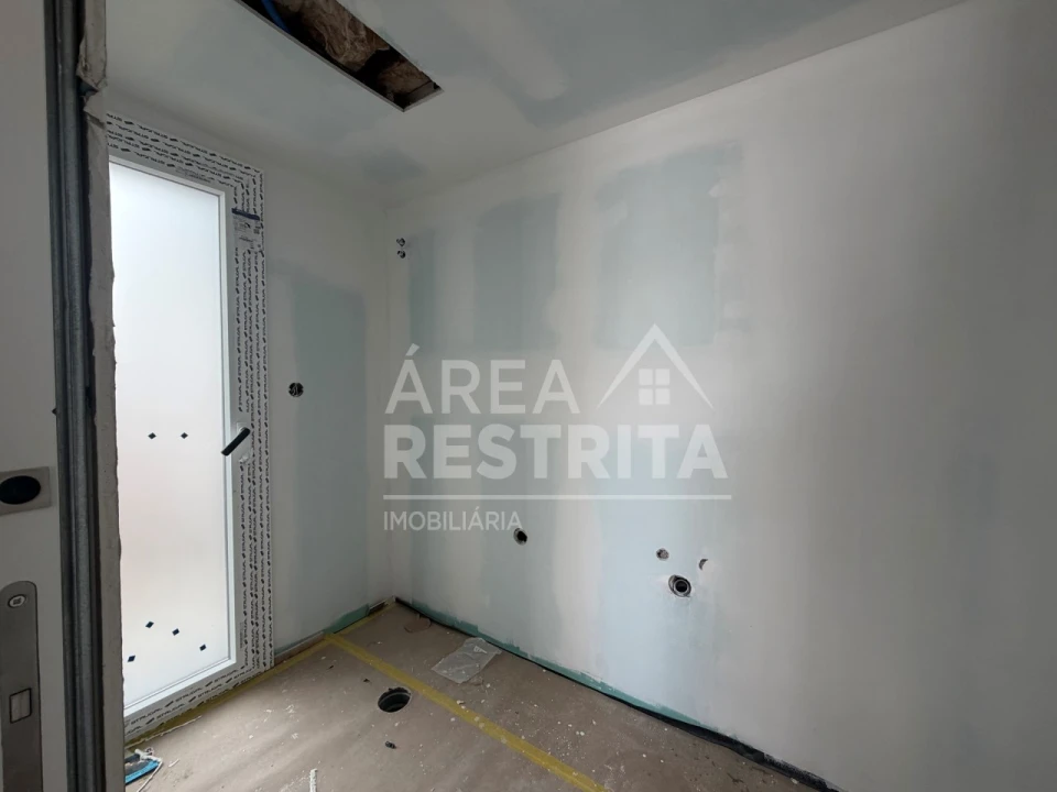 Moradia T3 para Venda em Fernao Ferro Foto 21