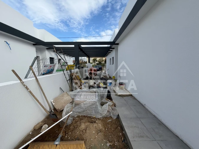 Moradia T3 para Venda em Fernao Ferro Foto 27